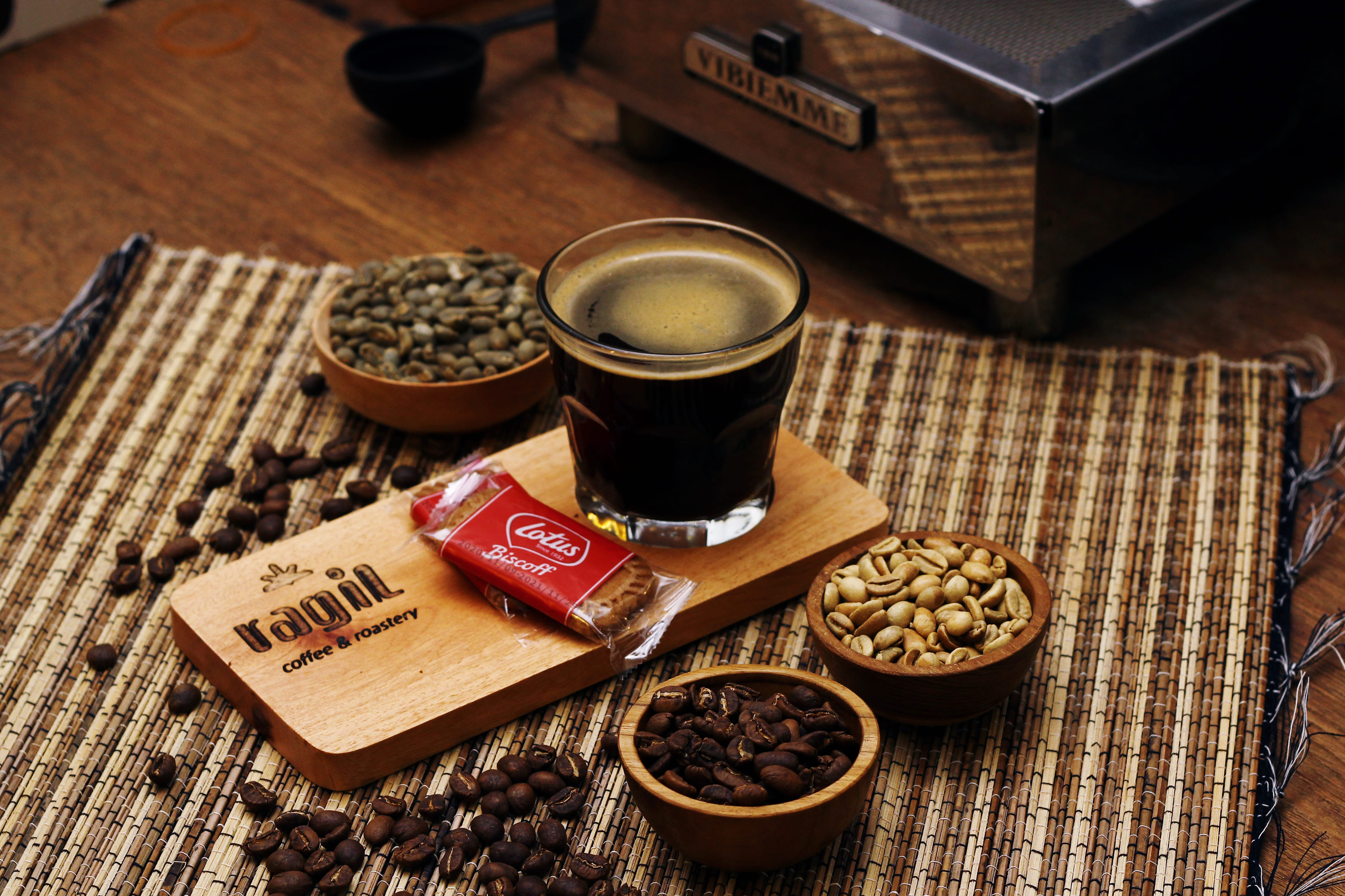 19 - Image Ragil Coffee & Roastery: Visual Eksklusif Menu Makanan & Minuman Portfolio - Loolin